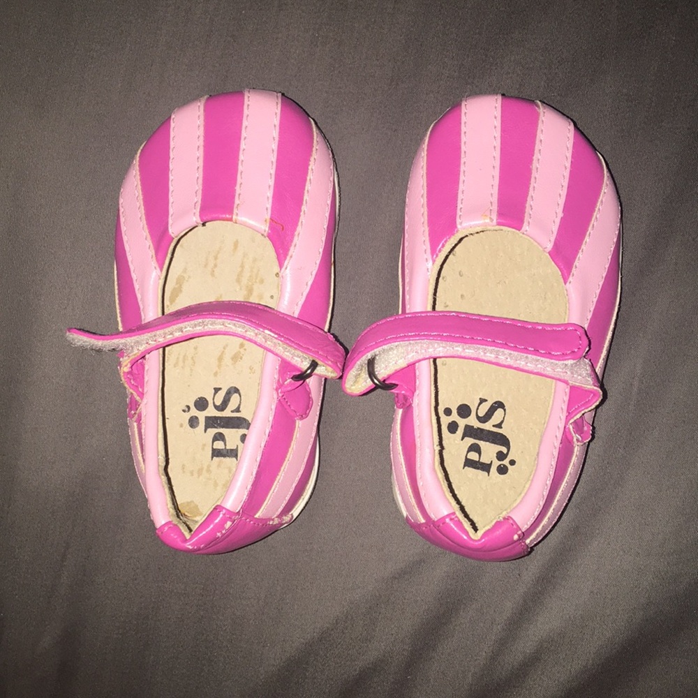 Baby shoes